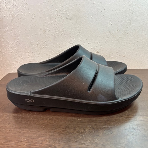 Oofos Black Slide Sandals main image 8